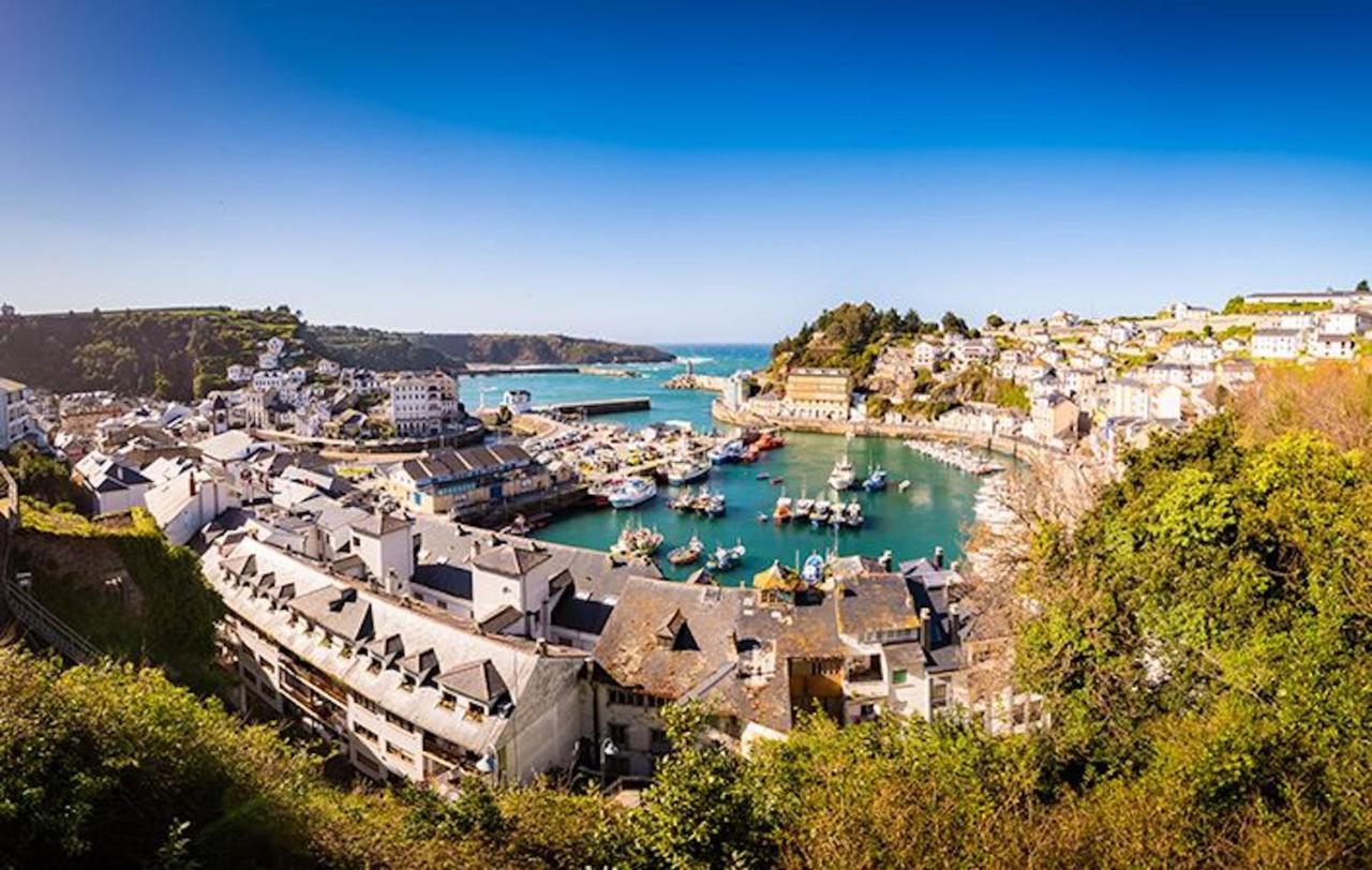 Room In Lodge - Double And Single Room - Pension Oria 2 Luarca Εξωτερικό φωτογραφία